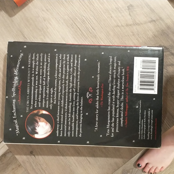 Night Circus by Erin Morgenstern - Picture 2 of 2